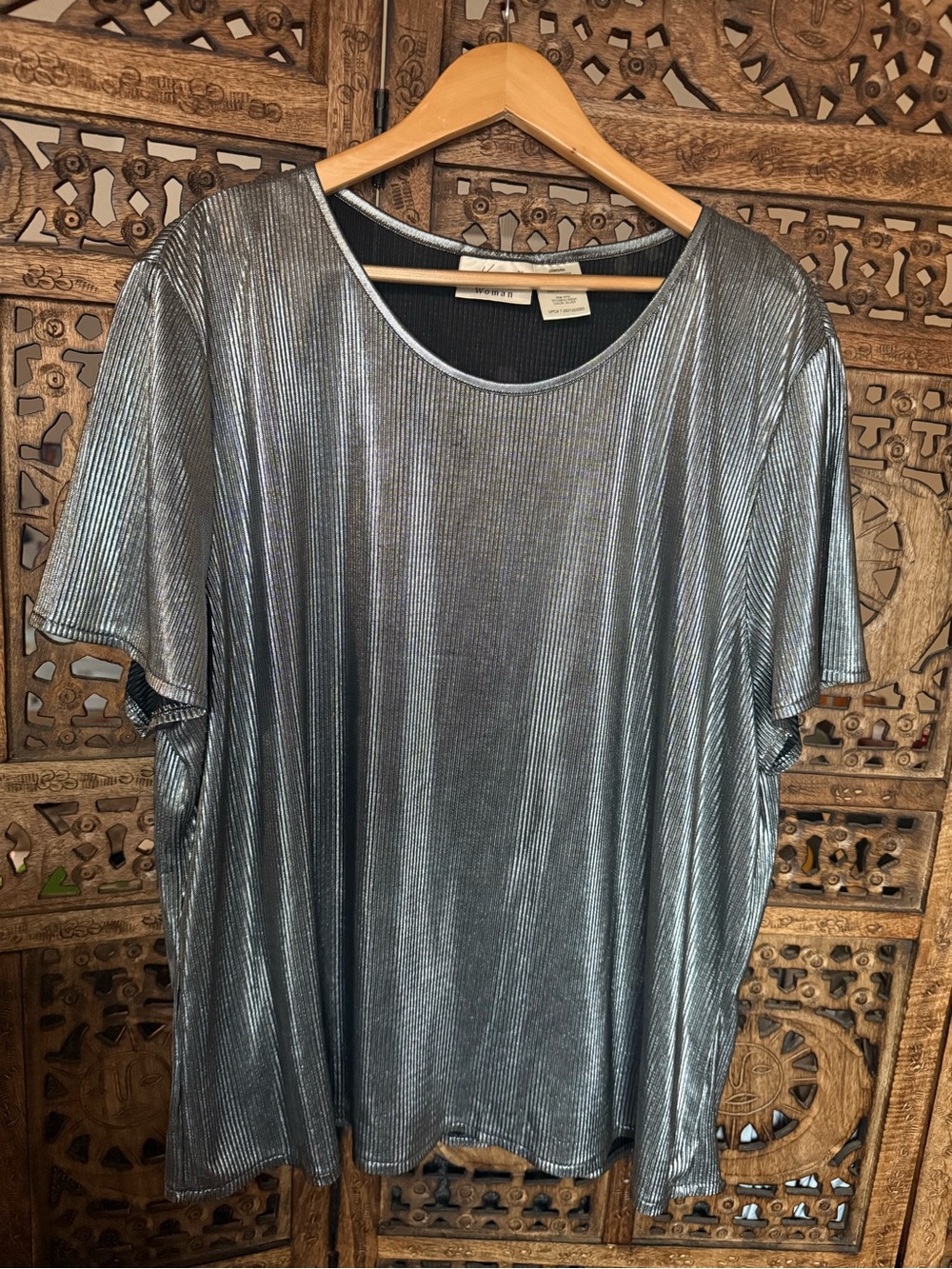 Kathie Lee SZ 22/24W Metallic Silver Short Sleeve Scoop Neck Y2K Top